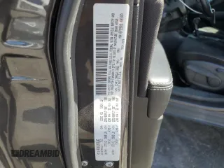 2016 Jeep Cherokee Latitude z VIN 1C4PJLCB6GW113825, wystawiony jako Copart lot #53894565 z przebiegiem 261 674 mil mil oraz Szkoda całkowita • Salvage title. Historia ofert i sprzedaży dostępna na DreamBid. Obrazek 14.