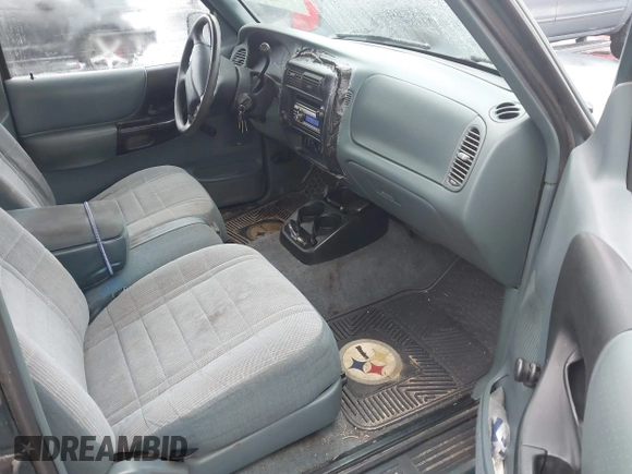 1997 Ford Ranger XLT with VIN 1FTCR14X3VPB26481, listed as a IAAI auction lot 41573728 with 209,256 mi miles. Bid and sale history available at carsss.com. Image 5.