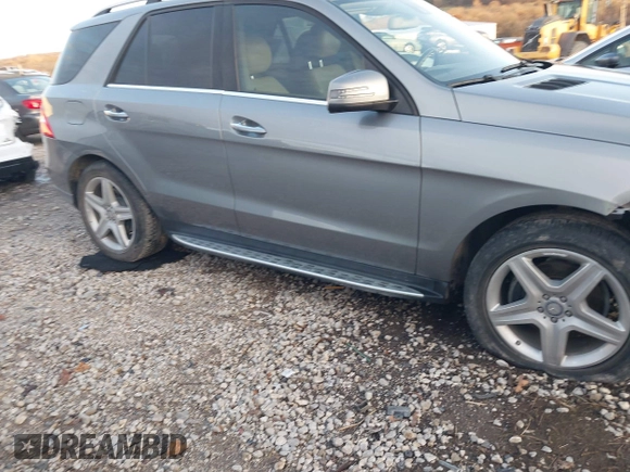 2015 Mercedes-Benz M 400 with VIN 4JGDA5GB3FA578028, listed as a IAAI auction lot 41114419 with 64,250 mi miles and . Bid and sale history available at DreamBid. Image 14.