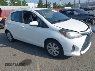 2015 Toyota Yaris L z VIN VNKKTUD36FA054974, wystawiony jako IAAI lot #42542421 z przebiegiem 93 028 mil mil oraz . Historia ofert i sprzedaży dostępna na DreamBid. Obrazek 1.