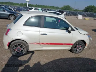 2012 FIAT 500 Sport z VIN 3C3CFFBR1CT186721, wystawiony jako IAAI lot #42268574 z przebiegiem 106 208 mil mil oraz . Historia ofert i sprzedaży dostępna na DreamBid. Obrazek 13.