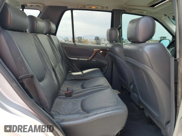 1998 Mercedes-Benz M 320/430/500 с VIN 4JGAB54E5WA043295, выставлен на аукционе Copart как лот 59549835 с пробегом 163 689 миль миль и Списание • Salvage title. История ставок и продаж доступна на DreamBid. Изображение 11.
