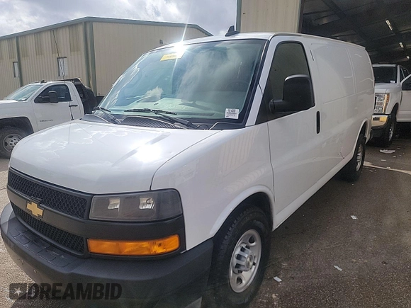2022 Chevrolet Express Cargo z VIN 1GCWGAFP2N1259705, wystawiony jako IAAI lot #42558312 z przebiegiem 64 969 mil mil oraz . Historia ofert i sprzedaży dostępna na DreamBid. Obrazek 6.