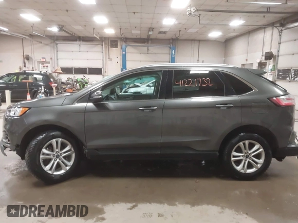 2019 Ford Edge SEL z VIN 2FMPK3J92KBC32443, wystawiony jako IAAI lot #41221732 z przebiegiem 32 307 mil mil oraz . Historia ofert i sprzedaży dostępna na DreamBid. Obrazek 15.