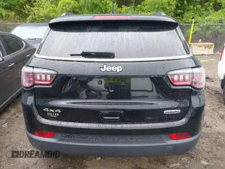 2021 Jeep Compass Latitude z VIN 3C4NJDBBXMT575577, wystawiony jako IAAI lot #42363945 z przebiegiem 32 341 mil mil oraz . Historia ofert i sprzedaży dostępna na DreamBid. Obrazek 16.