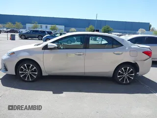 2019 Toyota Corolla L z VIN 5YFBURHE8KP882089, wystawiony jako IAAI lot #39545437 z przebiegiem 117 129 mil mil oraz . Historia ofert i sprzedaży dostępna na DreamBid. Obrazek 14.