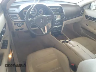 2014 Mercedes-Benz E 350 with VIN WDDKK5KF0EF281647, listed as a Copart auction lot 52977095 with 73,345 mi miles and Salvage Title. Bid and sale history available at DreamBid. Image 8.