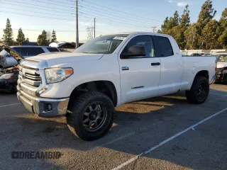 2016 Toyota Tundra SR5 z VIN 5TFRY5F14GX194837, wystawiony jako Copart lot #88988425 z przebiegiem 170 628 mil mil oraz Szkoda całkowita • Salvage title. Historia ofert i sprzedaży dostępna na DreamBid. Obrazek 1.