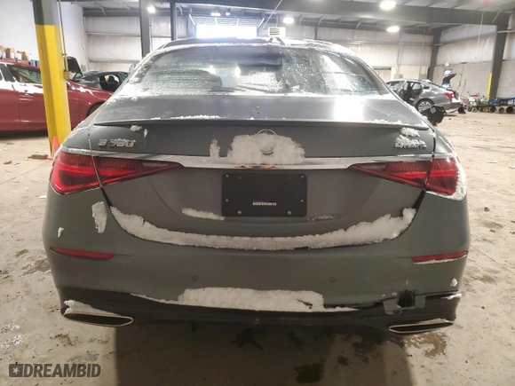 2022 Mercedes-Benz S-Class S 580 with VIN W1K6G7GBXNA125732, listed as a Copart auction lot 87169814 with 33,105 mi miles and Salvage Title. Bid and sale history available at carsss.com. Image 6.