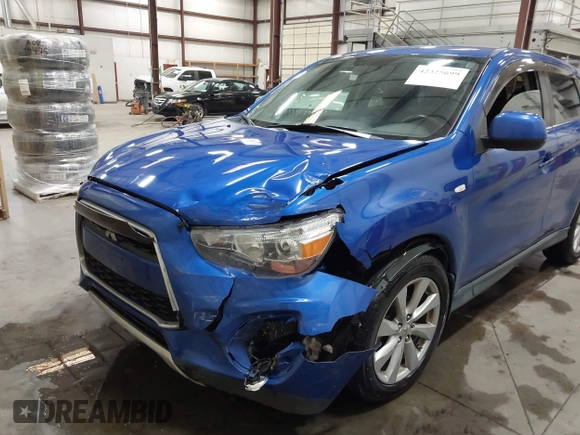 2015 Mitsubishi Outlander SE with VIN 4A4AR4AU1FE054804, listed as a IAAI auction lot 42325699 with 106,680 mi miles and . Bid and sale history available at DreamBid. Image 6.