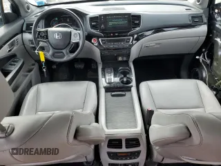 2020 Honda Pilot Touring 7-Passenger with VIN 5FNYF6H60LB039609, listed as a Copart auction lot 51753425 with 57,512 mi miles and Salvage title. Bid and sale history available at DreamBid. Image 8.