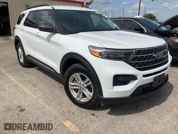 2022 Ford Explorer XLT z VIN 1FMSK7DH3NGB36208, wystawiony jako IAAI lot #42468431 z przebiegiem 51 513 mil mil oraz . Historia ofert i sprzedaży dostępna na DreamBid. Obrazek 4.
