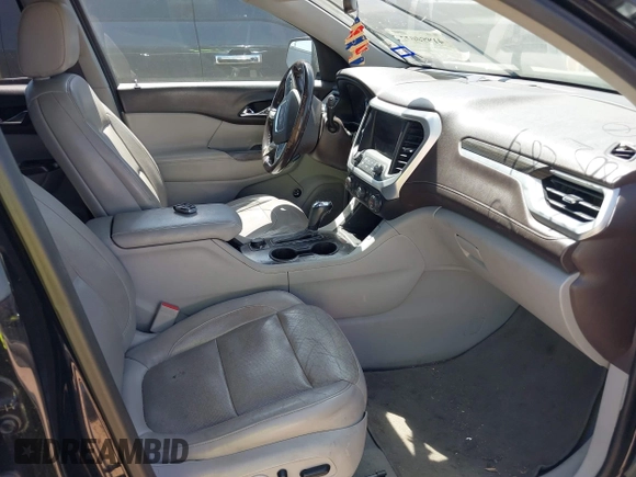 2018 GMC Acadia SLT with VIN 1GKKNMLS5JZ183802, listed as a IAAI auction lot 41995022 with 133,388 mi miles and . Bid and sale history available at carsss.com. Image 5.