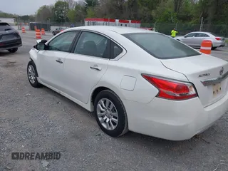 2015 Nissan Altima SL z VIN 1N4AL3AP7FN382800, wystawiony jako IAAI lot #42102763 z przebiegiem Nie podano mil oraz . Historia ofert i sprzedaży dostępna na DreamBid. Obrazek 3.