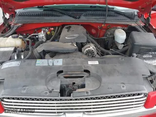 2004 Chevrolet Silverado 1500 Work Truck with VIN 2GCEC19T441162305, listed as a IAAI auction lot 42044275 with 154,971 mi miles. Bid and sale history available at carsss.com. Image 10.