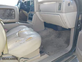 2003 Chevrolet Tahoe LT with VIN 1GNEC13Z13J239642, listed as a IAAI auction lot 41777802 with 1 mi miles. Bid and sale history available at carsss.com. Image 5.