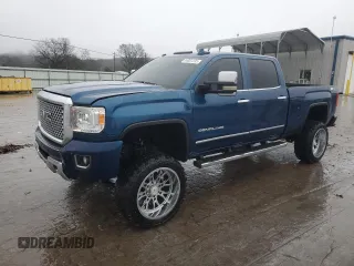 2015 GMC Sierra 2500HD Denali z VIN 1GT120E81FF641483, wystawiony jako Copart lot #44861235 z przebiegiem 91 870 mil mil oraz Szkoda całkowita • Salvage title. Historia ofert i sprzedaży dostępna na DreamBid. Obrazek 1.