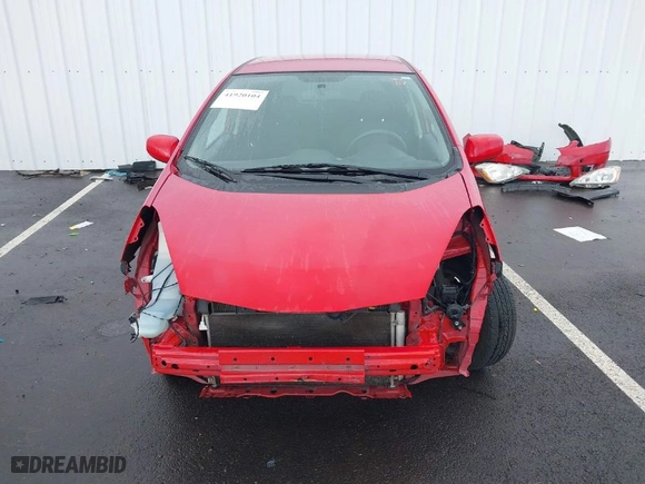 2009 Honda Fit Sport w/Navi with VIN JHMGE88619S009748, listed as a IAAI auction lot 41920104 with 129,532 mi miles. Bid and sale history available at carsss.com. Image 13.