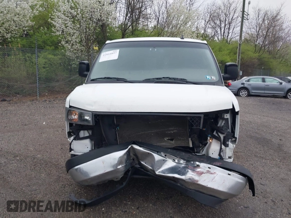 2021 Chevrolet Express Cargo z VIN 1GCWGAFP0M1198014, wystawiony jako IAAI lot #41844897 z przebiegiem 57 993 mil mil oraz . Historia ofert i sprzedaży dostępna na DreamBid. Obrazek 13.