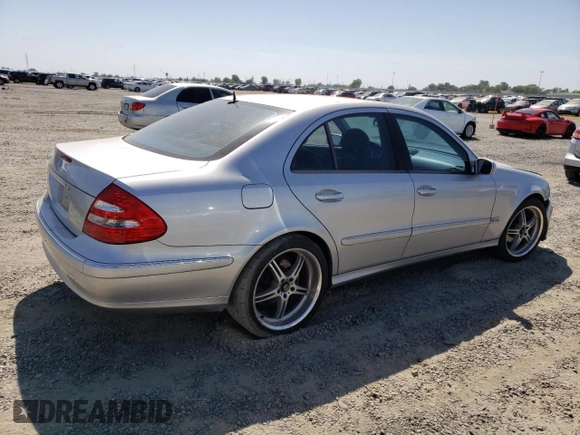 2003 Mercedes-Benz E 320 z VIN WDBUF65J13A168117, wystawiony jako Copart lot #56205235 z przebiegiem Nie podano mil oraz Szkoda całkowita • Salvage title. Historia ofert i sprzedaży dostępna na DreamBid. Obrazek 3.