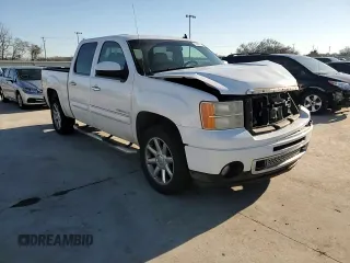 2008 GMC Sierra Denali z VIN 2GTEK638481300628, wystawiony jako Copart lot #46899905 z przebiegiem 186 131 mil mil oraz Szkody całkowita. Historia ofert i sprzedaży dostępna na DreamBid. Obrazek 11.
