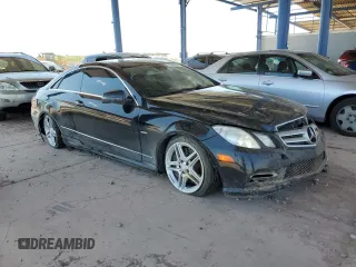 2012 Mercedes-Benz E 550 with VIN WDDKJ7DB4CF172095, listed as a Copart auction lot 71844814 with 154,186 mi miles and Salvage Title. Bid and sale history available at DreamBid. Image 4.
