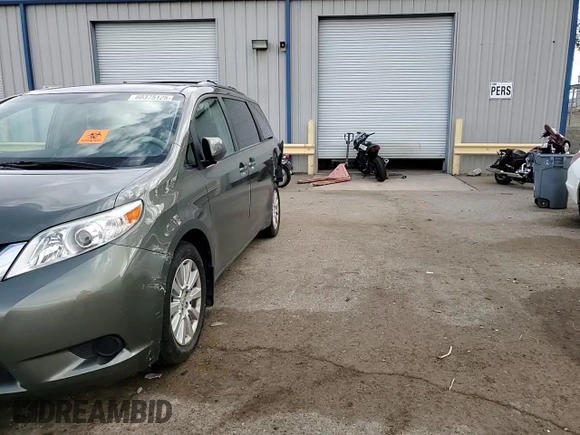 2014 Toyota Sienna LE with VIN 5TDJK3DC4ES085384, listed as a Copart auction lot 60375125 with 81,696 mi miles and Salvage title. Bid and sale history available at DreamBid. Image 14.
