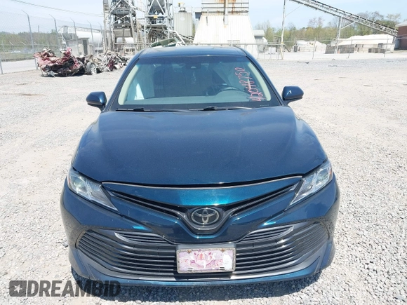2019 Toyota Camry LE z VIN 4T1B11HK7KU269928, wystawiony jako IAAI lot #42048750 z przebiegiem 102 585 mil mil oraz . Historia ofert i sprzedaży dostępna na DreamBid. Obrazek 12.