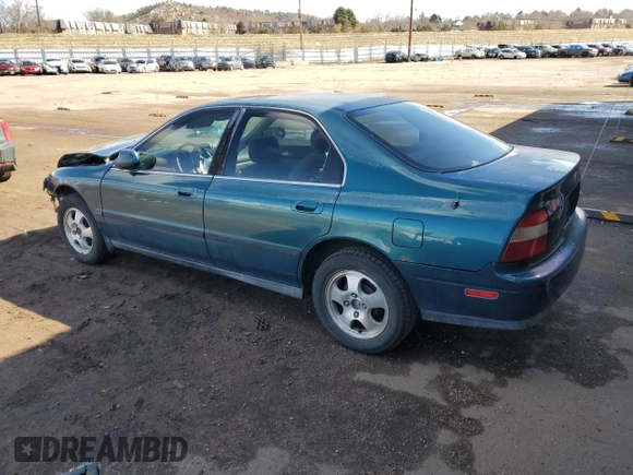 1995 Honda Accord LX with VIN 1HGCD5639SA060941, listed as a Copart auction lot 47767745 with 247,337 mi miles and Salvage Title. Bid and sale history available at DreamBid. Image 2.