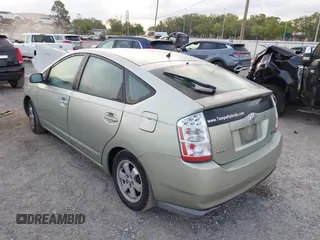 2007 Toyota Prius with VIN JTDKB20U373253002, listed as a IAAI auction lot 41849230 with 264,388 mi miles. Bid and sale history available at carsss.com. Image 3.