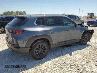 2023 Mazda CX-50 S Preferred Plus z VIN 7MMVABCM5PN110083, wystawiony jako Copart lot #52046055 z przebiegiem 34 838 mil mil oraz Szkody całkowita. Historia ofert i sprzedaży dostępna na DreamBid. Obrazek 3.