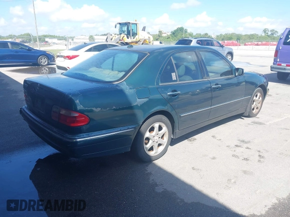 2002 Mercedes-Benz E-Class with VIN WDBJF65J92B458634, listed as a IAAI auction lot 41910356 with 1 mi miles. Bid and sale history available at carsss.com. Image 4.