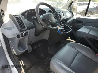 2016 Ford Transit Cargo z VIN 1FTYE1ZM0GKA05536, wystawiony jako Copart lot #65212565 z przebiegiem 146 219 mil mil oraz Czysty tytuł • Clean title. Historia ofert i sprzedaży dostępna na DreamBid. Obrazek 8.