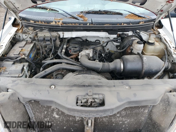 2007 Ford F-150 XL with VIN 1FTRF12247NA15687, listed as a Copart auction lot 57956945 with 303,421 mi miles and Clean title. Bid and sale history available at DreamBid. Image 11.