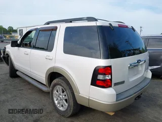 2010 Ford Explorer Eddie Bauer z VIN 1FMEU7EE1AUA40939, wystawiony jako IAAI lot #42009339 z przebiegiem 216 731 mil mil oraz . Historia ofert i sprzedaży dostępna na DreamBid. Obrazek 3.
