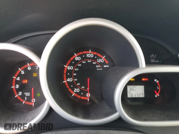 2009 Pontiac Vibe 1SA z VIN 5Y2SP67889Z460339, wystawiony jako Copart lot #46924945 z przebiegiem 151 727 mil mil oraz Szkoda całkowita • Salvage title. Historia ofert i sprzedaży dostępna na DreamBid. Obrazek 9.