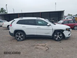 2019 Jeep Cherokee Limited z VIN 1C4PJLDB8KD195916, wystawiony jako IAAI lot #40787056 z przebiegiem 147 047 mil mil oraz . Historia ofert i sprzedaży dostępna na DreamBid. Obrazek 13.