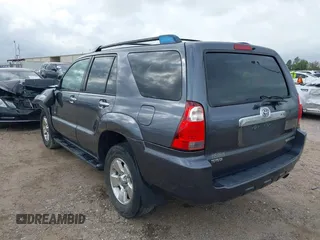 2006 Toyota 4Runner SR5 with VIN JTEZU14R368041481, listed as a IAAI auction lot 40765024 with 120,357 mi miles and . Bid and sale history available at DreamBid. Image 3.
