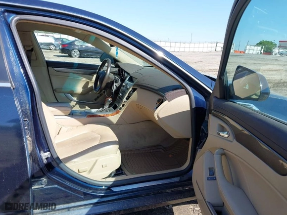 2008 Cadillac CTS RWD w/1SA with VIN 1G6DF577980151093, listed as a IAAI auction lot 41993178 with 186,230 mi miles. Bid and sale history available at carsss.com. Image 5.