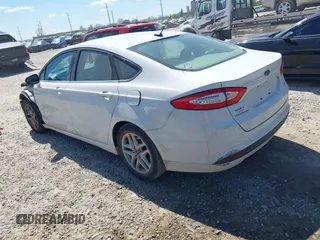 2013 Ford Fusion SE with VIN 3FA6P0H77DR280910, listed as a IAAI auction lot 42056184 with 186,346 mi miles. Bid and sale history available at carsss.com. Image 3.