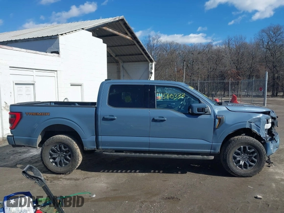 2023 Ford F-150 XL with VIN 1FTEW1E81PFA49918, listed as a IAAI auction lot 41560333 with 32,172 mi miles. Bid and sale history available at carsss.com. Image 13.