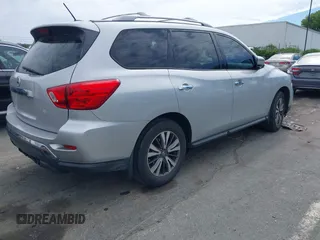 2017 Nissan Pathfinder SV с VIN 5N1DR2MN6HC911044, выставлен на аукционе IAAI как лот 42321805 с пробегом 110 902 миль миль и . История ставок и продаж доступна на DreamBid. Изображение 4.