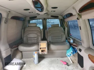 1999 Chevrolet Express with VIN 1GBFG15R1X1096488, listed as a Copart auction lot 44078235 with Not Provided miles and Clean Title. Bid and sale history available at carsss.com. Image 10.