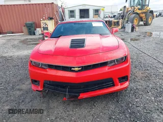 2015 Chevrolet Camaro SS z VIN 2G1FK3DJ3F9286524, wystawiony jako IAAI lot #42377528 z przebiegiem 52 174 mil mil oraz . Historia ofert i sprzedaży dostępna na DreamBid. Obrazek 12.