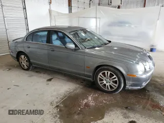 2003 Jaguar S-Type z VIN SAJEA01U93HM88490, wystawiony jako Copart lot #55721795 z przebiegiem 192 773 mil mil oraz Tytuł czysty. Historia ofert i sprzedaży dostępna na DreamBid. Obrazek 4.