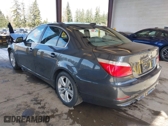 2010 BMW 5 Series 528i xDrive with VIN WBANV1C52AC444126, listed as a IAAI auction lot 41871932 with 96,322 mi miles and . Bid and sale history available at carsss.com. Image 3.