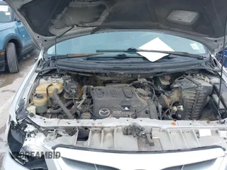2004 Mazda MPV LX with VIN JM3LW28AX40531451, listed as a IAAI auction lot 42099092 with 249,548 mi miles and . Bid and sale history available at carsss.com. Image 10.