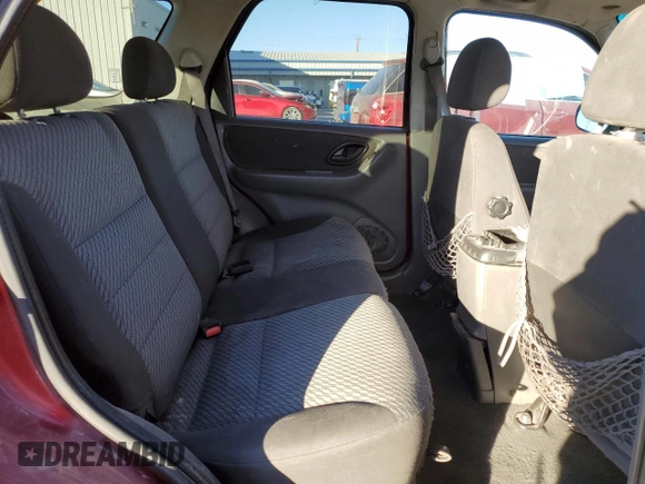 2003 Ford Escape XLT Popular with VIN 1FMCU03163KB00632, listed as a Copart auction lot 87512725 with 268,401 mi miles and Salvage Title. Bid and sale history available at carsss.com. Image 12.