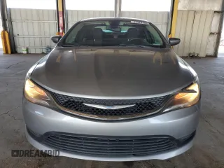2016 Chrysler 200 LX with VIN 1C3CCCFBXGN186629, listed as a Copart auction lot 47370105 with 119,205 mi miles and Salvage Title. Bid and sale history available at carsss.com. Image 5.