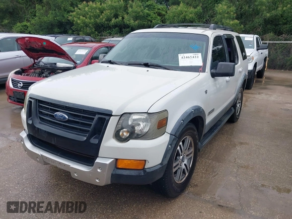 2008 Ford Explorer XLT with VIN 1FMEU63848UA58899, listed as a IAAI auction lot 42465422 with 205,889 mi miles and . Bid and sale history available at DreamBid. Image 6.